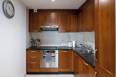 Image de Your Galway Retreat: Modern City Centre Apartments, Some with Lake Views 05