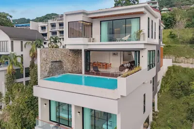 Image de Luxury Seaview Villa in Patong - Villa Yona