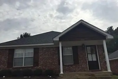 Image de Ole Miss -  1 mile to Campus-2 mile to Square