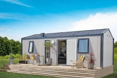 Image de ZEcamping 3* piscine chauffée toboggans locatif Tv 27m2 4 pers