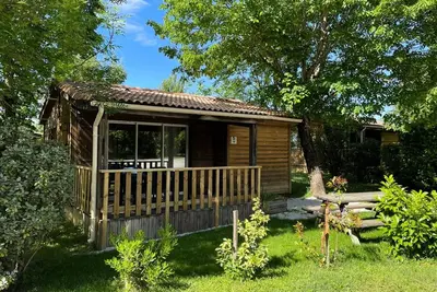 Image de Chalet Bois Premium 31m² - 2 chambres - Terrasse couverte - Tv - Lv - Climatisation 6 personnes