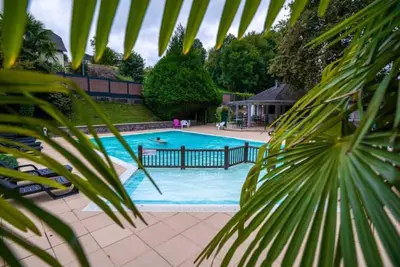 Image de Camping 4 étoiles - Piscine  - ccbbdhe