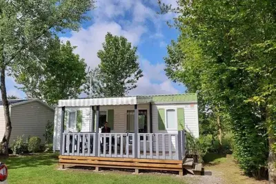 Camping 4 étoiles - Piscine  - ccbbdib