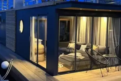 Image de The houseboat Astrid