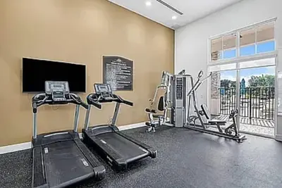 Image de 3-bedroom house in welcoming Westview with WiFi, fitness room, Ac