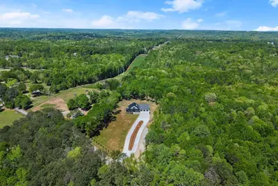 Image de The Estate, King Beds, near Chateau Elan and Road Atlanta, lake Lanier