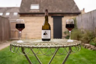 Image de Cosy 2 Bed Terrace | Peaceful Village location - Pass the Keys