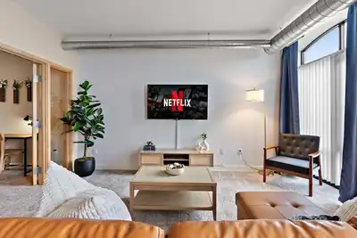 Image de Central, Free Parking, Gym, Fast Wifi | Avry Apt