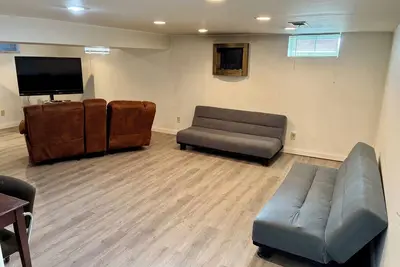 Image de 4-bedroom house in lovely Gahanna.