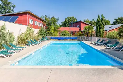 Image de Chalet Abordable au cœur du Val de Loire | Accès Piscine