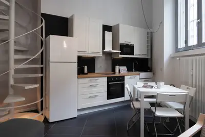 Image de Carcano 27 - Deux Chambres Appartement, Couchages 6