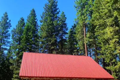 Rustic Retreat in Charming Leavenworth- Wifi and W/D!