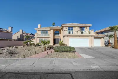 Image de Spacious 5-bedroom House in Henderson Close to Strip/Airport/Shopping/Casino