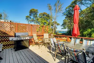 Image de 1/4 Mi to Beach: Home w/ Cotuit Bay View!