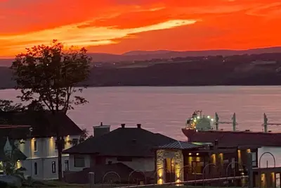 Image de Studio vue sur le Fleuve et près de l`autoroute 20