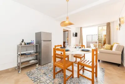 Image de Ria Refuge - 3 mins from beach - patio - central