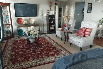 Image de Beautiful 4br, 3. 5ba, Near UnderArmour Performance Center and hospitals