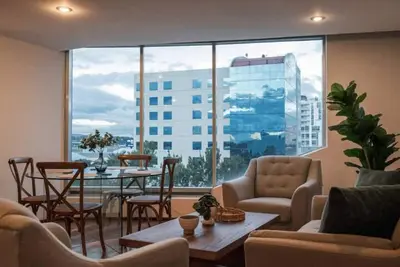 Image de Sanctuary Near Airport