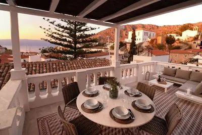 Image de Kalon Villa -The Heart of Hydra