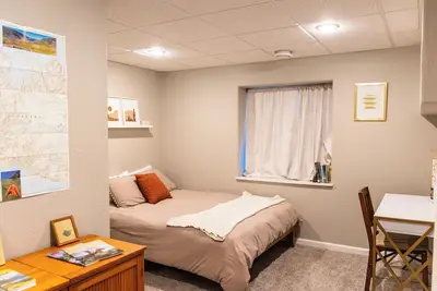 Image de 3-bedroom Cody getaway! Centrally located, close to the river!