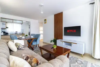 Image de Spacious 3-bedroom apartment with WiFi, swimming pool in vibrant Tatu City