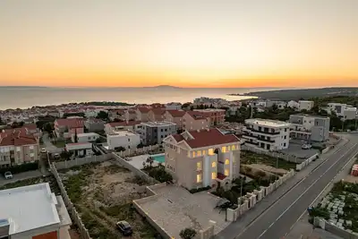 Image de Appartement de deux chambres avec le balcon Novalja, Pag (A-24151-e)