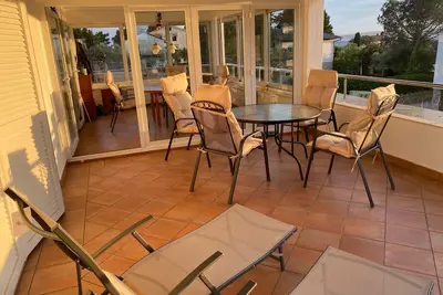 Image de Appartement de deux chambres avec la terrasse et la vue sur le mer Punat, Krk (A-24183-a)