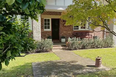 Image de Welcome to Hollyday! 1920s Californian Bungalow in the heart of beautiful Bowral