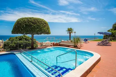 Image de Appartement classique Ă Pietra Ligure