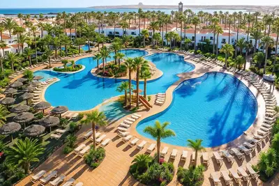 Image de \"Apartment in Fuerteventura at the Resort Oasis Dunas - Swimming Pool & Sea Nearby.