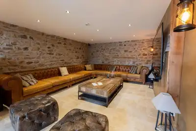 Villa à Trois-Ponts avec jacuzzi