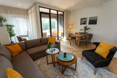 Image de Luxurious and tastefully furnished apartment in heart of Bussum