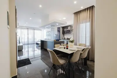 Image de Enjoy a stylish experience at this centrally-located place