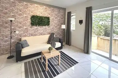 Image de Romantic Comfort & Subtle Luxury – Delax 2-Bedroom Hideaway in Gozo-Xlendi