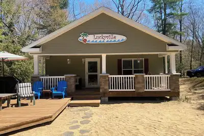 Image de Charming Cottage Luckyville with access to Lake Michigan