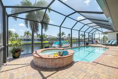 Image de • Sleeps 6 | 3 bedrooms |3 baths - Stars Vacation Rentals