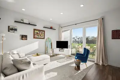 Image de Condo in Vibrant Austin - 2 Bedroom/1 Bathroom