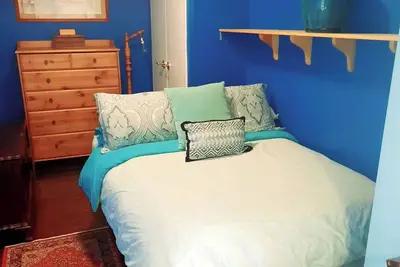 Image de Annex Studio - Close to U of T, Yorkville, Free Parking