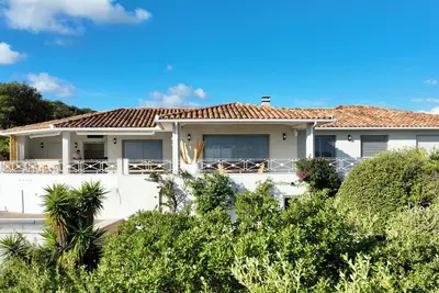 Image de Nouvelle Villa A La Location Proche Cala Rossa Vue Mer Et Montagne