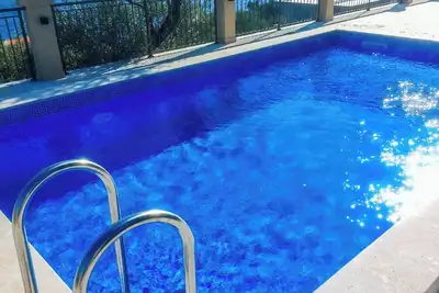 Image de 3-bedroom villa in enchanting Krašići-Tivat with a sea view