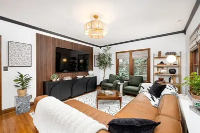 Image de The Oak & Ivy / Walk Uptown!