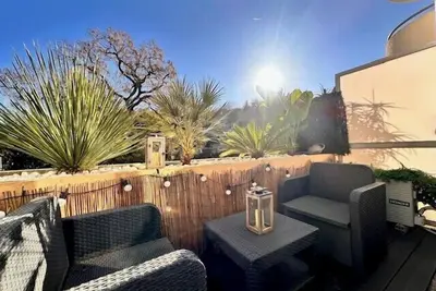 Image de Charmant logement avec belle terrasse - Vallauris