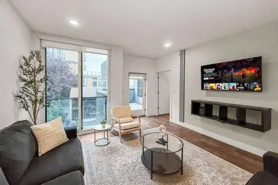 Image de Stylish 3bd | Sleeps 10 | Northern Liberties