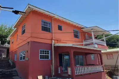 Image de Michael's Beach Complex #2