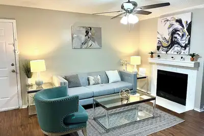 Image de New 2bd, Pool, Dfw South 183/161 - Irving I241