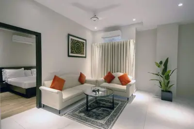 Image de 2-Bedroom Luxury Apartment  - With Balconies and City Views