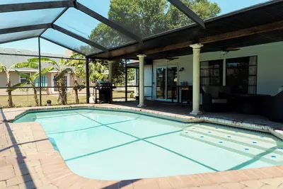 Image de Charming 3 Bed 2 Bath with King and Queen Beds house with Fast WiFi in Bradenton