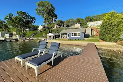 Image de Swim, Sip, and Stay Awhile at this Beautiful Keuka Lake Retreat!