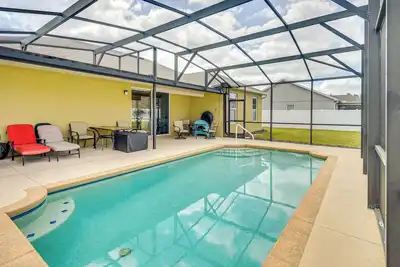 Image de 3 Mi to Dtwn DeLand: Poolside Paradise!