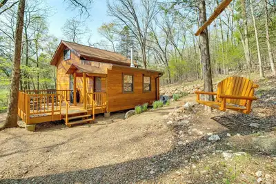Image de Walk to White River: Cotter Cabin w/ Fire Pit!